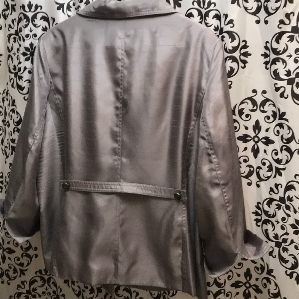 Jacket - Picture 2 of 4